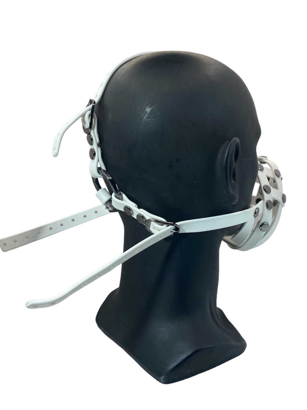 White Premium Hardware Face Muzzle
