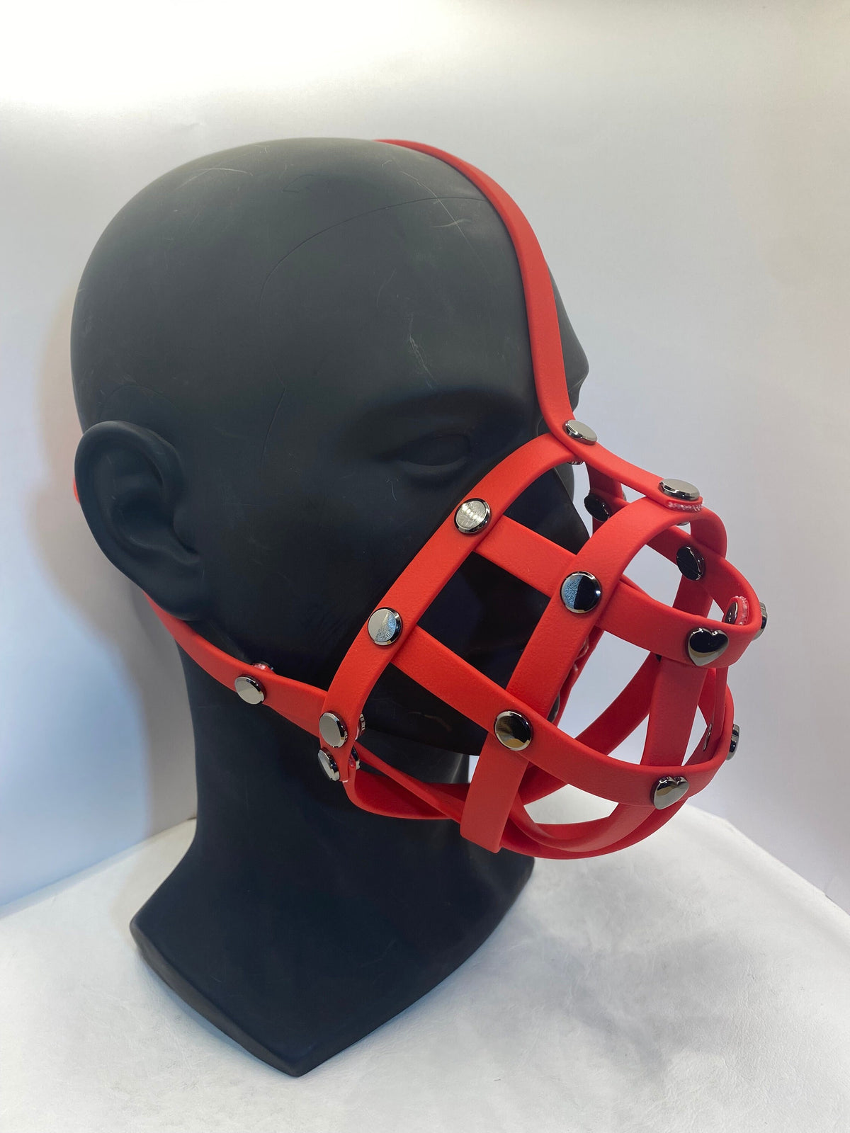Red Premium Hardware Face Muzzle