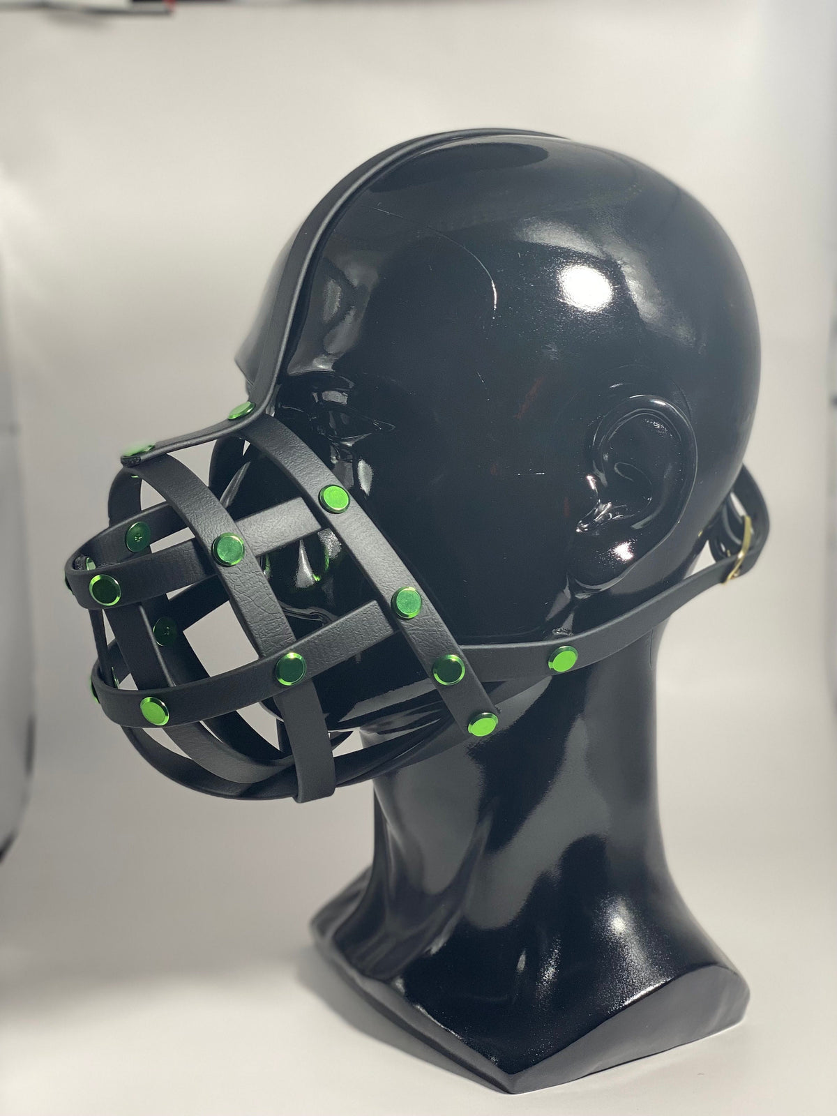 Green Classic Hardware Face Muzzle